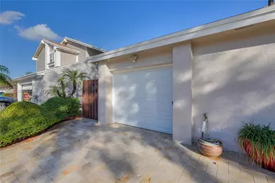 5321 SW 153rd Pl S, Miami, FL 33185 - Photo 9