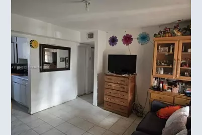 4135 SW 116th Ave, Miami, FL 33165 - Photo 9