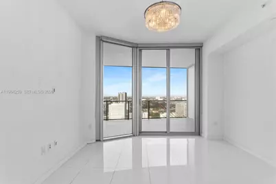 851 NE 1st Ave #3010, Miami, FL 33132 - Photo 21