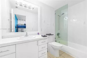 2340 NW 23rd Ct, Miami, FL 33142 - Photo 11