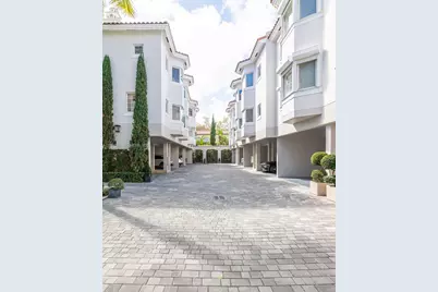 261 Navarre Ave #B-1, Coral Gables, FL 33134 - Photo 3