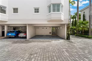 261 Navarre Ave, Coral Gables, FL 33134 - Photo 3