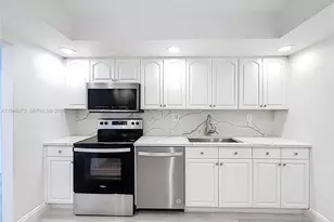 1000 Parkview Dr, Hallandale Beach, FL 33009 - Photo 5