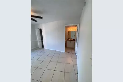 7035 NW 186th St #D305, Hialeah, FL 33015 - Photo 5