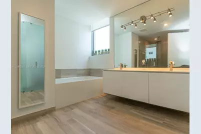 1300 Brickell Bay Dr #3804, Miami, FL 33131 - Photo 39