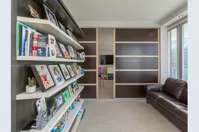 1300 Brickell Bay Dr #3804, Miami, FL 33131 - Photo 25