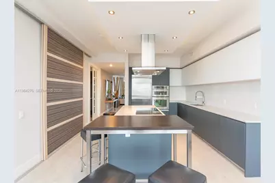 1300 Brickell Bay Dr #3804, Miami, FL 33131 - Photo 23