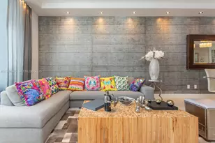 1300 Brickell Bay Dr, Miami, FL 33131 - Photo 9