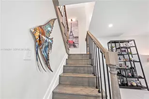 2415 W 67th Pl, Hialeah, FL 33016 - Photo 13