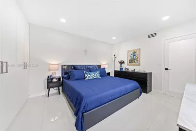 2415 W 67th Pl #8-11, Hialeah, FL 33016 - Photo 15