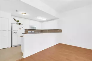 22911 SW 88th Pl, Cutler Bay, FL 33190 - Photo 13