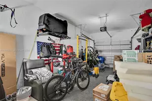 850 Sorrento Dr, Weston, FL 33326 - Photo 17