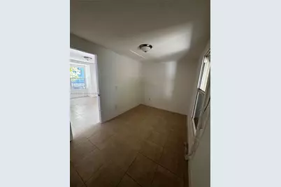 1919 SW 2nd St #c, Miami, FL 33135 - Photo 9