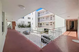 949 Pennsylvania Ave, Miami Beach, FL 33139 - Photo 37