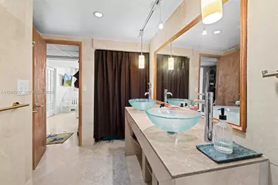 949 Pennsylvania Ave #201, Miami Beach, FL 33139 - Photo 33