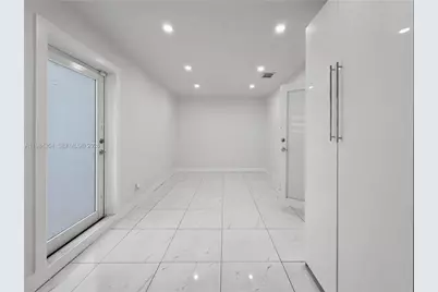 660 S Biscayne River Dr, Miami, FL 33169 - Photo 35