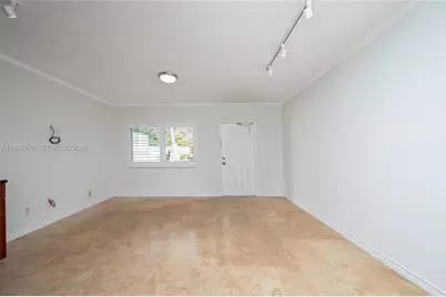 1872 NE 46th St #D5, Fort Lauderdale, FL 33308 - Photo 3