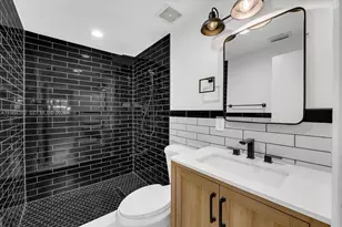 10330 SW 51st St, Miami, FL 33165 - Photo 17