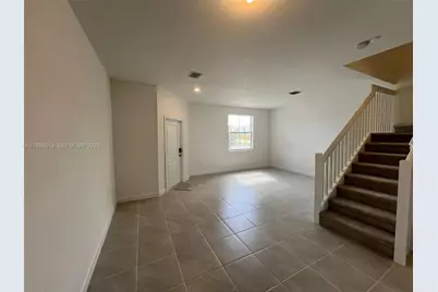 2377 NW 122nd Ter #2377, Miami, FL 33167 - Photo 7