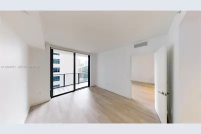 55 SW 9th St #2010, Miami, FL 33130 - Photo 9