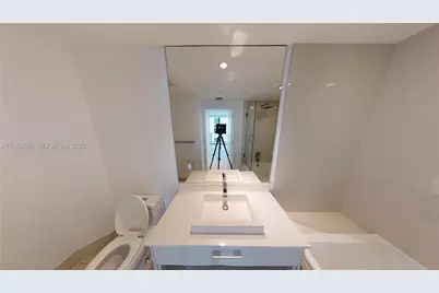 55 SW 9th St #2010, Miami, FL 33130 - Photo 13