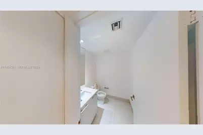 55 SW 9th St #2010, Miami, FL 33130 - Photo 19