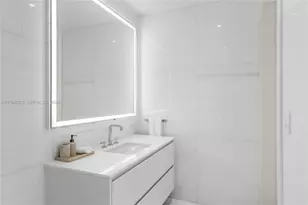 300 Biscayne Blvd Way, Miami, FL 33131 - Photo 27
