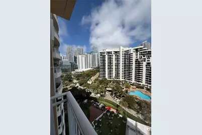 770 Claughton Island Dr #1611, Miami, FL 33131 - Photo 7