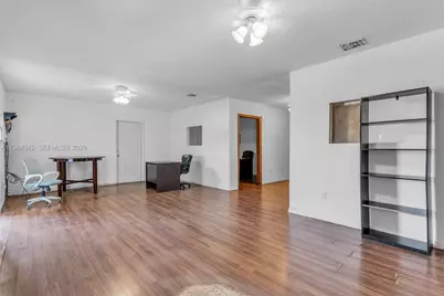 20601 SW 194th Ave, Miami, FL 33187 - Photo 11