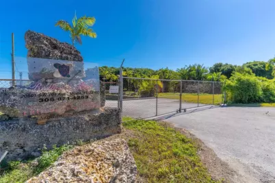 20601 SW 194th Ave, Miami, FL 33187 - Photo 21