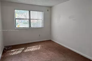 7210 NW 179th St, Hialeah, FL 33015 - Photo 19