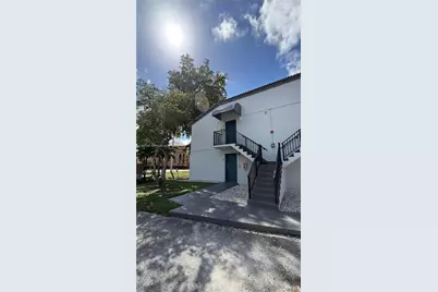 7210 NW 179th St #105, Hialeah, FL 33015 - Photo 3