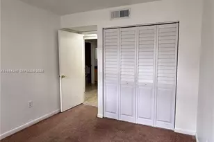 7210 NW 179th St, Hialeah, FL 33015 - Photo 17