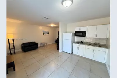 808 NW 19th St #D, Fort Lauderdale, FL 33311 - Photo 5