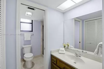 5188 Woodland Lakes Dr #337, Palm Beach Gardens, FL 33418 - Photo 17