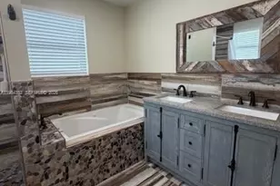 6527 NW 2nd St, Margate, FL 33063 - Photo 11