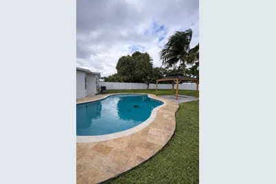 6527 NW 2nd St, Margate, FL 33063 - Photo 27