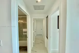 253 NE 2nd St, Miami, FL 33132 - Photo 25