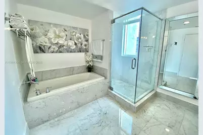 253 NE 2nd St #2703, Miami, FL 33132 - Photo 17