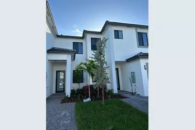 13637 SW 157th Pl, Miami, FL 33196 - Photo 5