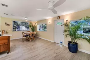 222 SW 7th St, Dania Beach, FL 33004 - Photo 31