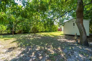 222 SW 7th St, Dania Beach, FL 33004 - Photo 39