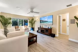 222 SW 7th St, Dania Beach, FL 33004 - Photo 9