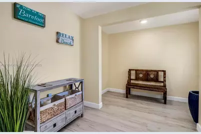 222 SW 7th St, Dania Beach, FL 33004 - Photo 27