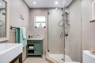 222 SW 7th St, Dania Beach, FL 33004 - Photo 29