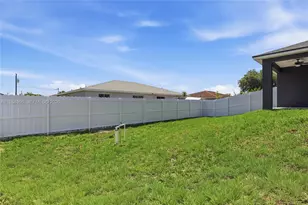 721 Ivan Ave S, Lehigh Acres, FL 33973 - Photo 3