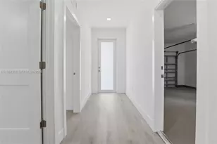 721 Ivan Ave S, Lehigh Acres, FL 33973 - Photo 31