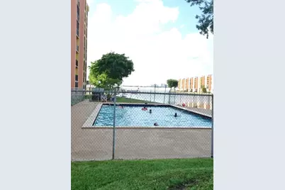 4721 NW 7th St #104-12, Miami, FL 33126 - Photo 15