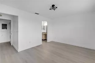 1403 S Liberty Ave, Homestead, FL 33034 - Photo 17