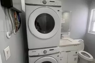 361 NW 16th St, Pompano Beach, FL 33060 - Photo 17